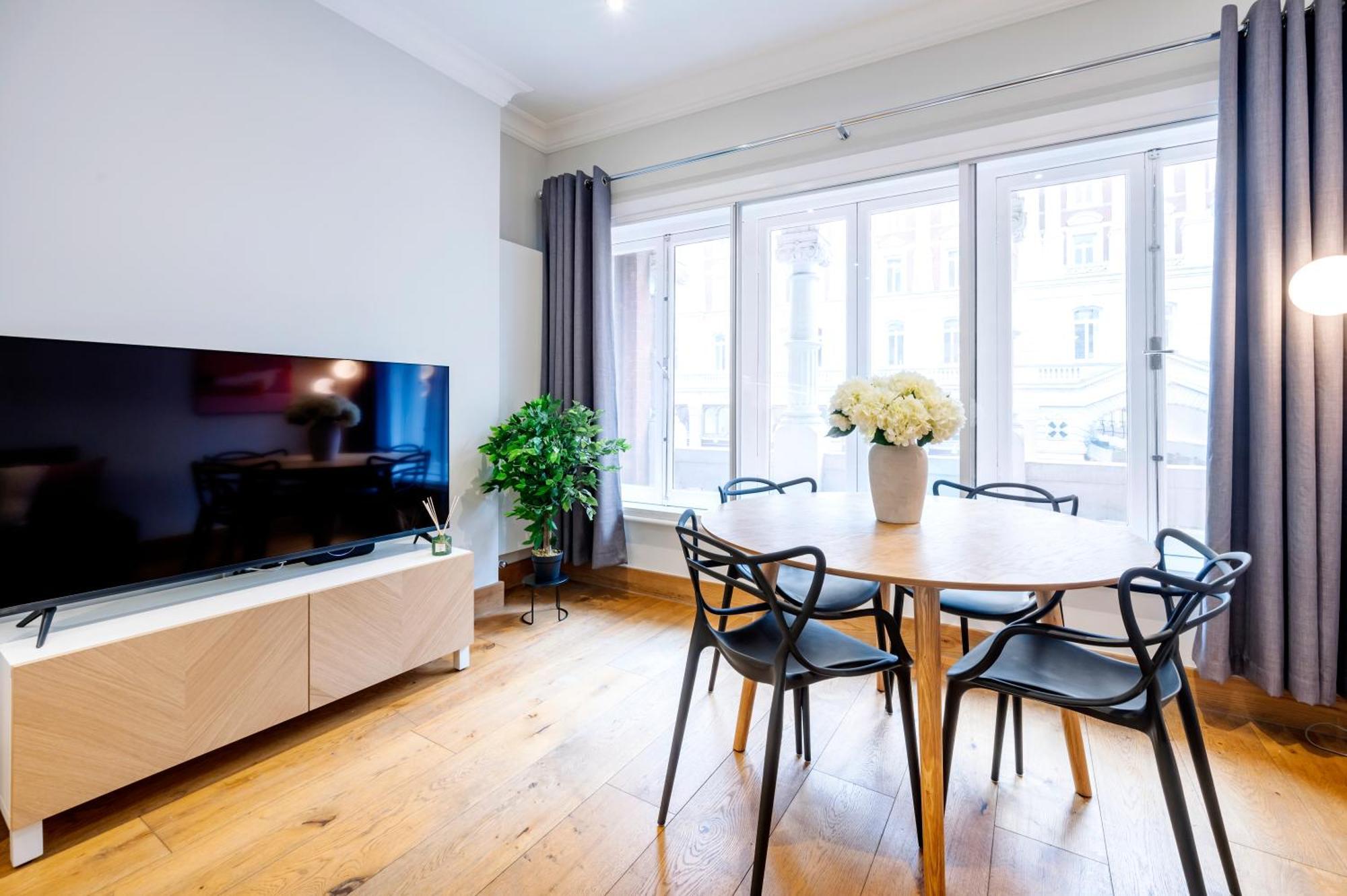 Welcome Savoy Apartment London